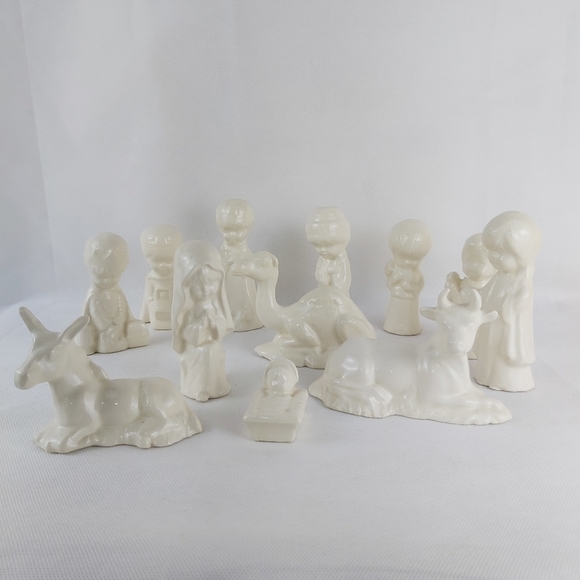 VINTAGE handmade ceramic Nativity set 12 pieces - Picture 2 of 13